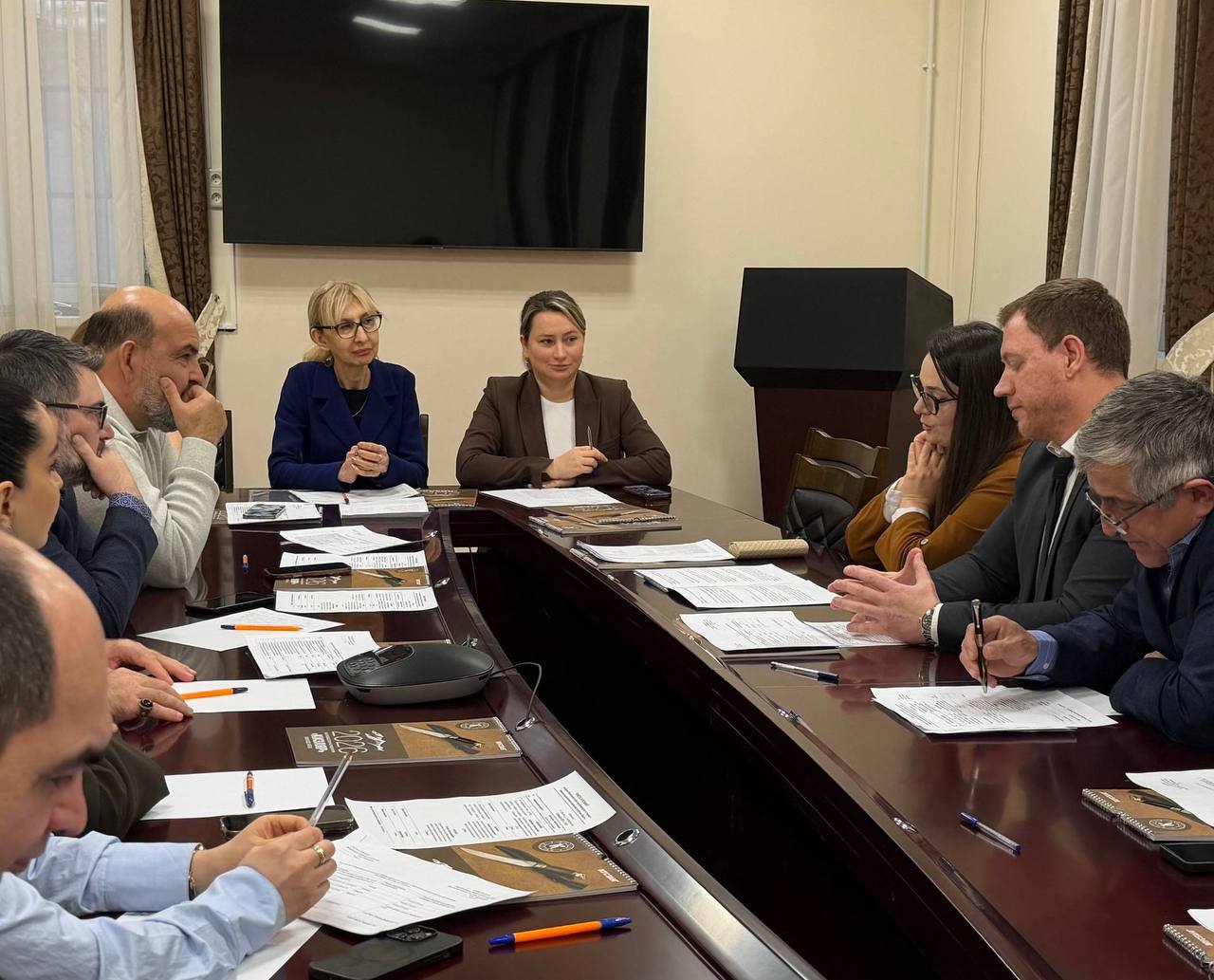 В Минтуризме РД обсудили формирование межконфессиональной культуры в сфере гостеприимства